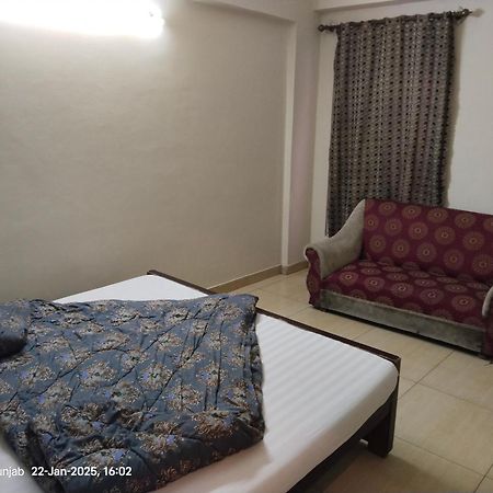 Shahzad Hotel Rawalpindi Buitenkant foto